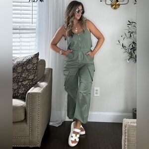 Universal Thread Utility Overalls